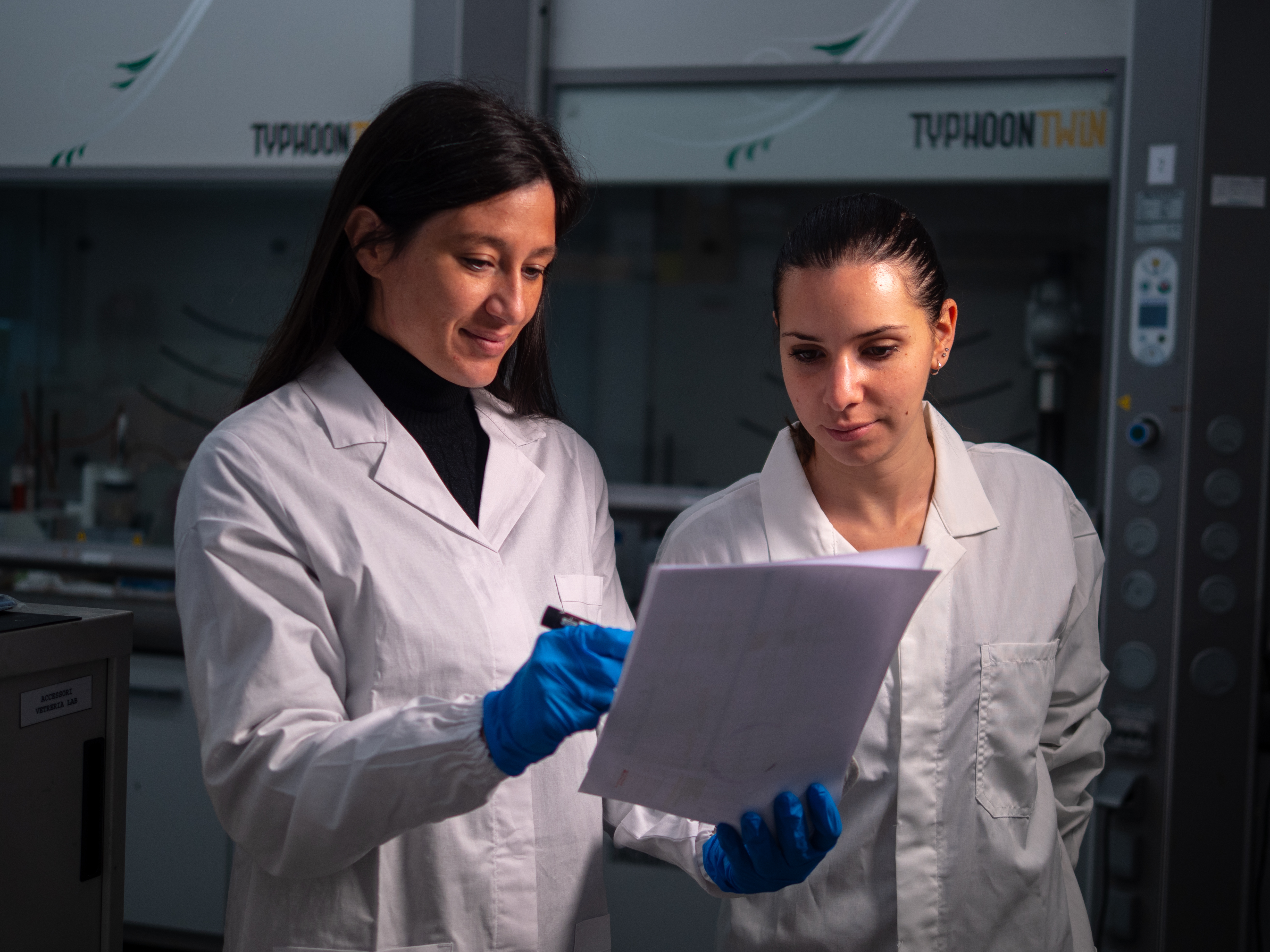 Laboratori colla poliuretanica